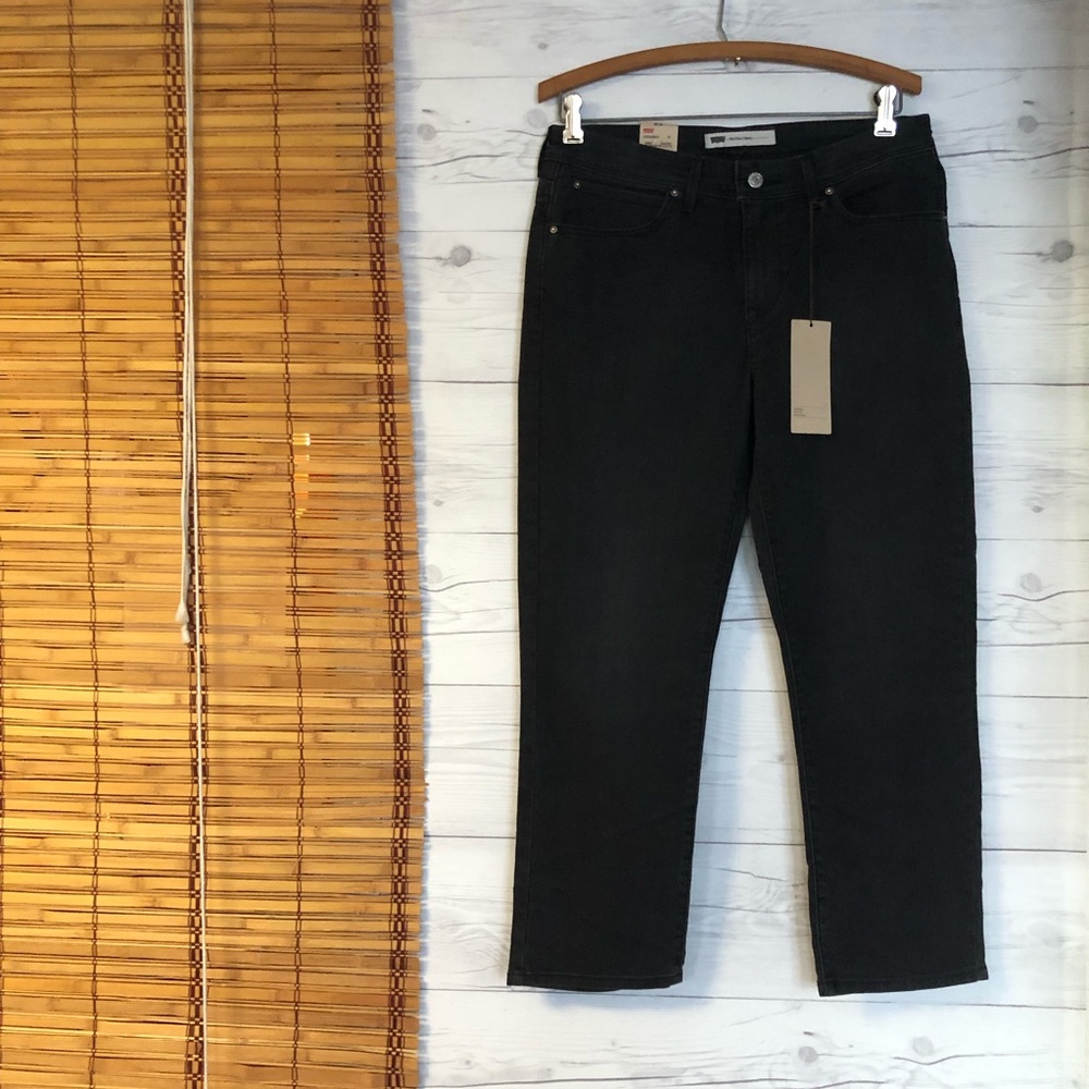 Levi’s Mid Rise Slim Fit Skinny Leg Black Wash 8 / 29 NWT